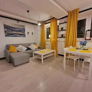 Trzech Krzyzy Konopnickiej 3 Apartment